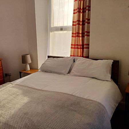 Queens Rooms Porthmadog Δωμάτιο φωτογραφία